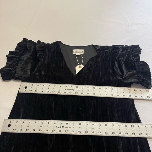 NWT Loveriche Black Velvet Ruffle Flutter Dress Size Large New - Picture 6 of 8
